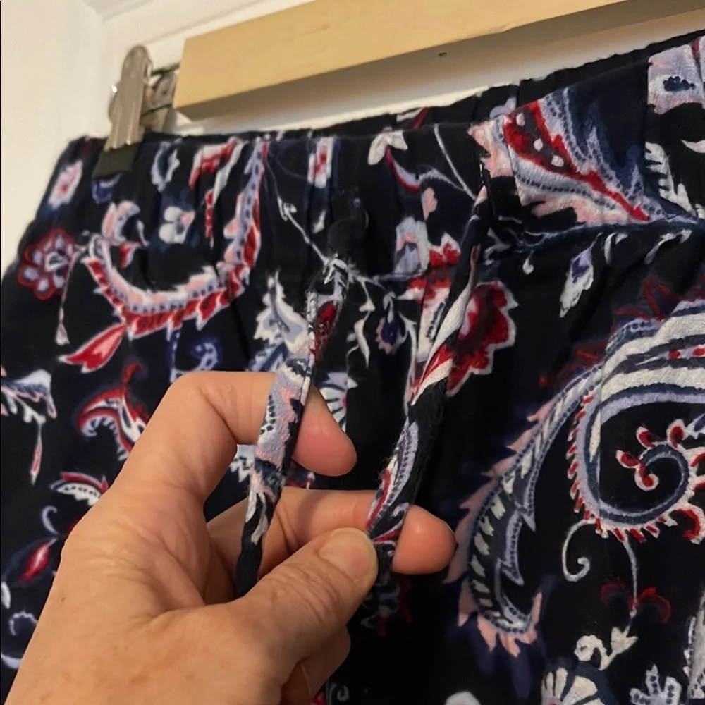 Liz Claiborne stylish pants